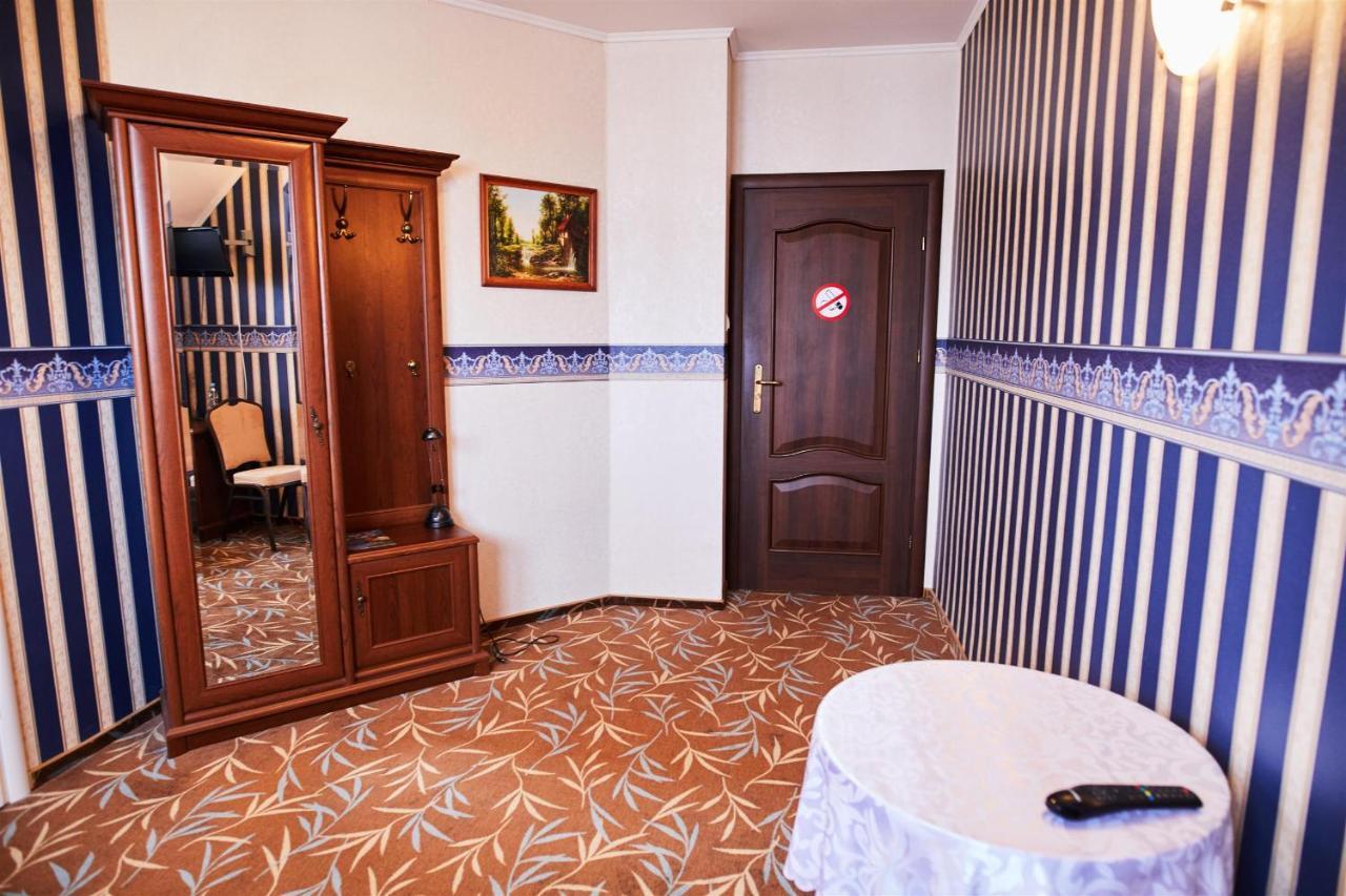 Zakatek Hotel 3*
