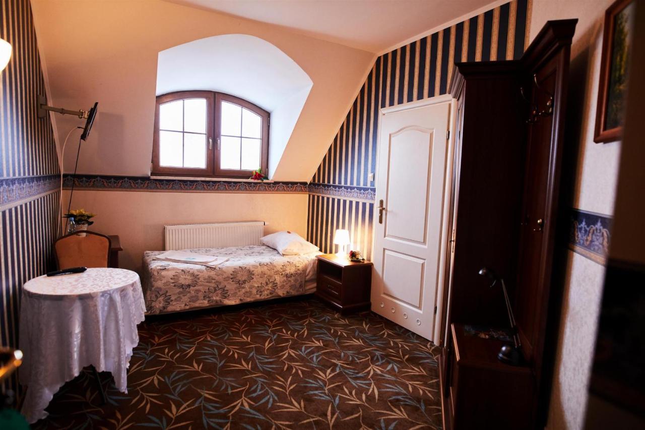 Zakatek Hotel Ostroleka (Ostroleka)